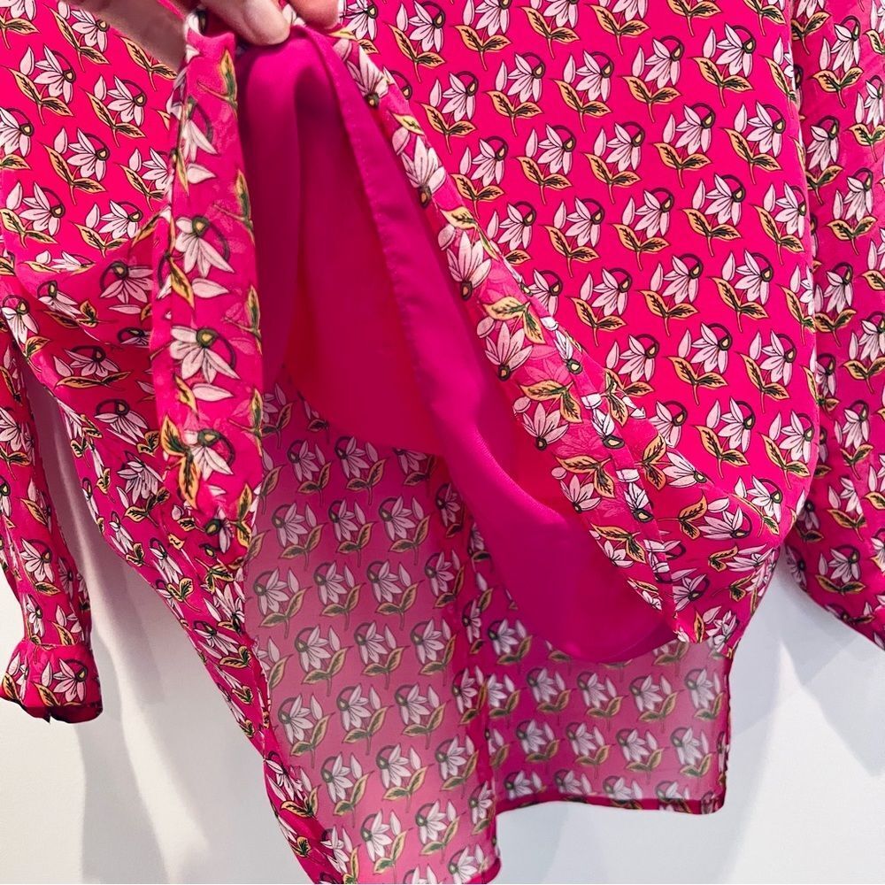 DVF 💯 Silk Blouse - Picture 3 of 12